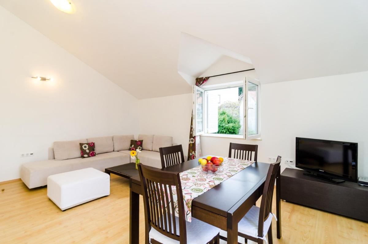 Image 4 of A3-relax Nice Duplex Apartment Close to the Sunset Beach