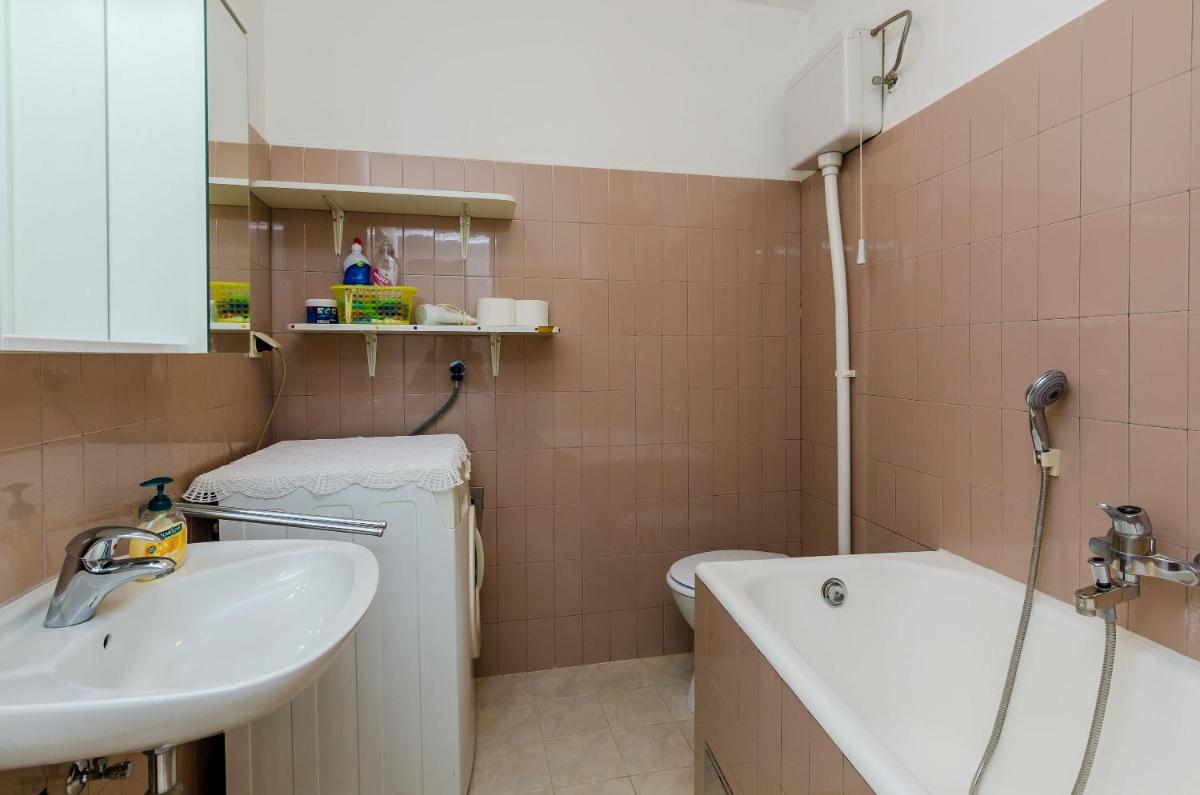 Image 6 of ANDROMEDA lovely one bedroom apartment