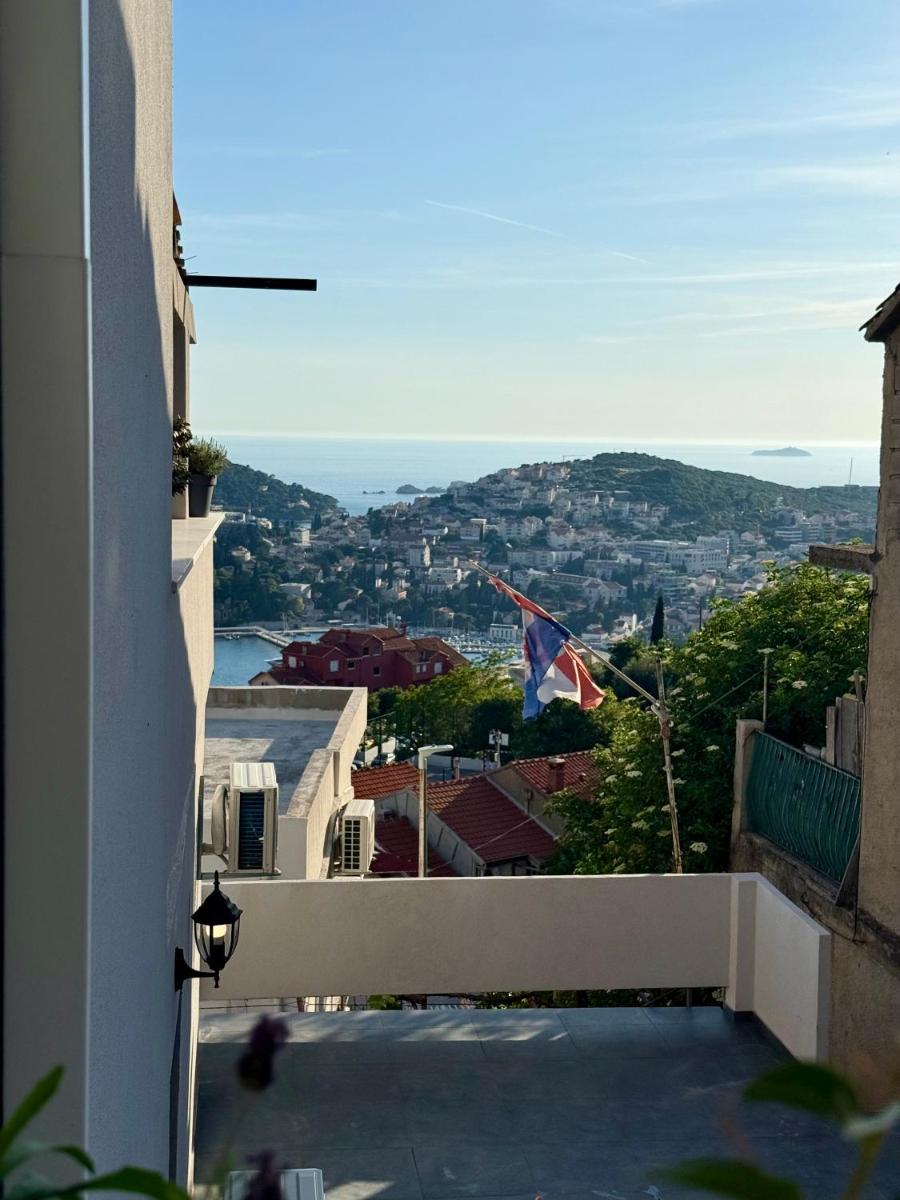 Image 3 of Antea