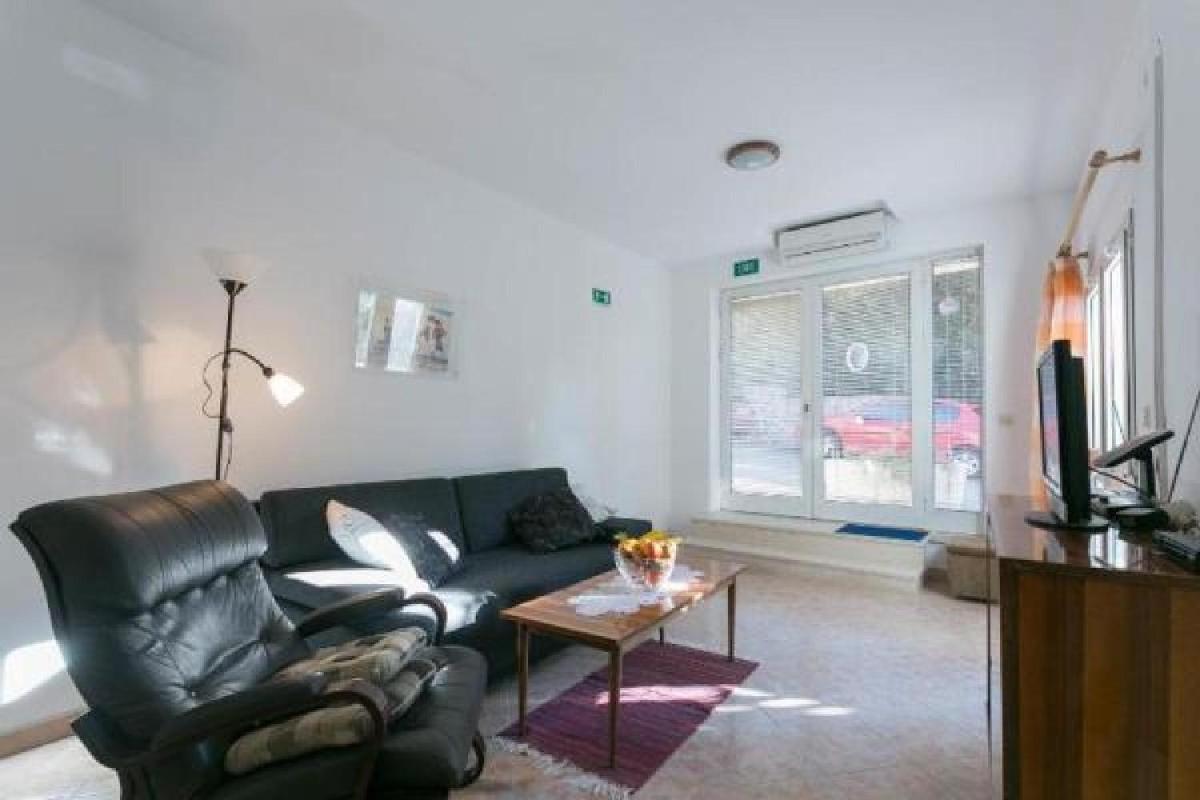 Image 5 of Apartment Anita