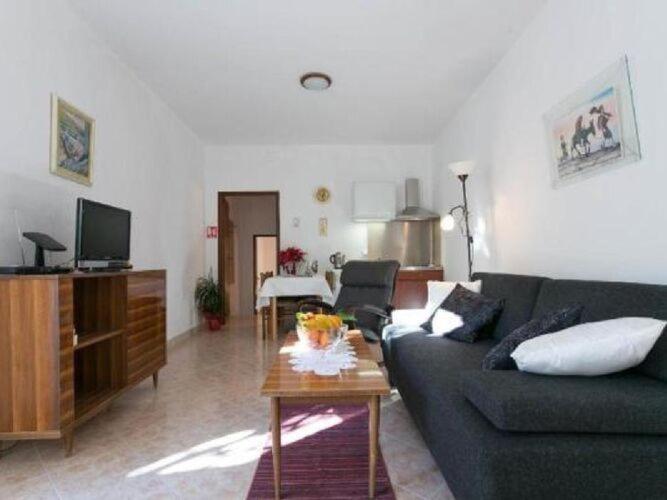 Image 4 of Apartment Anita Gru – One-Bedroom Apartment with Balcony