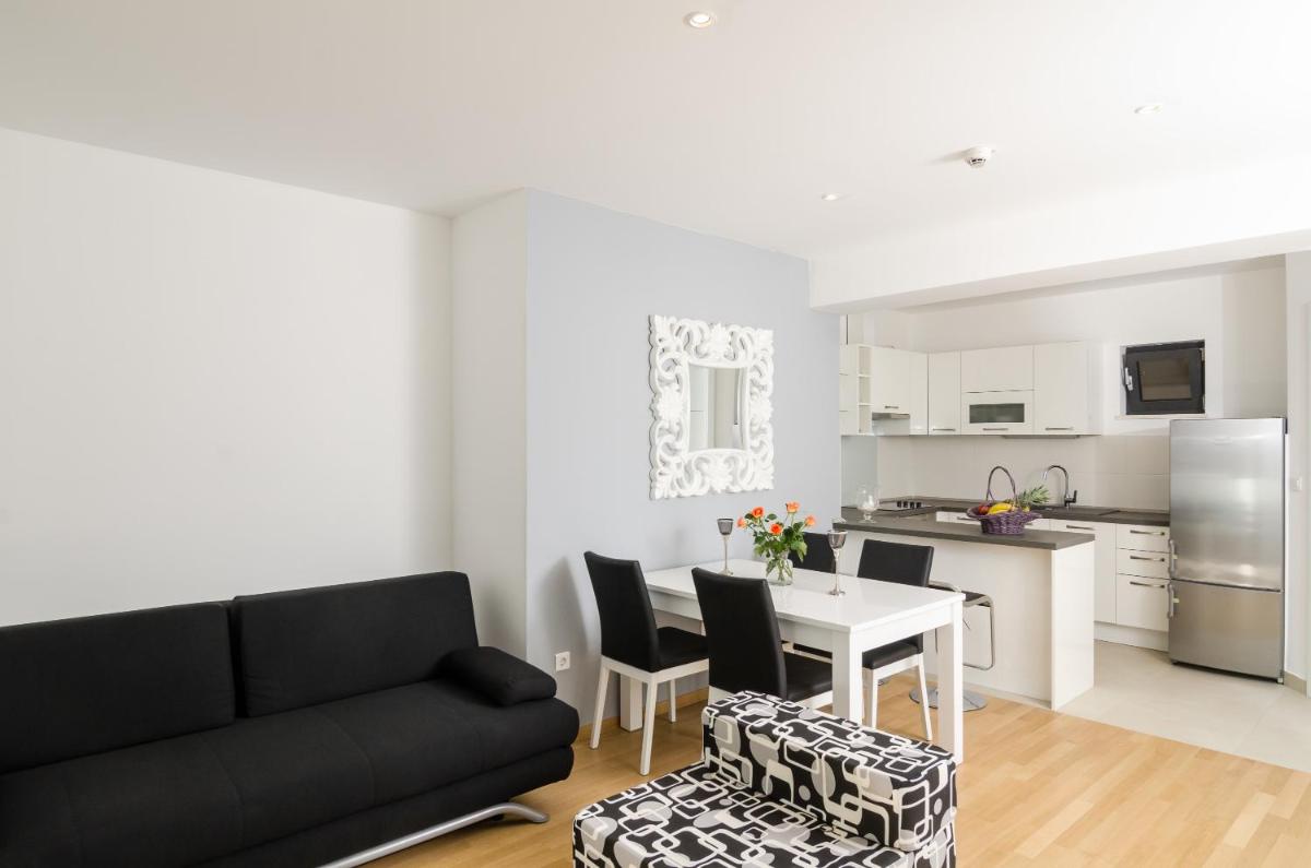 Image 2 of Apartment Atlant