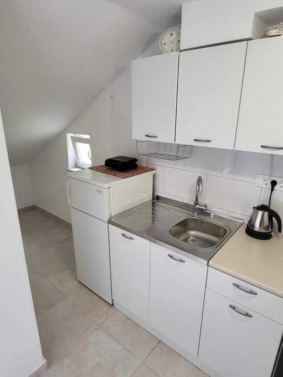 Image 3 of Apartment Dora