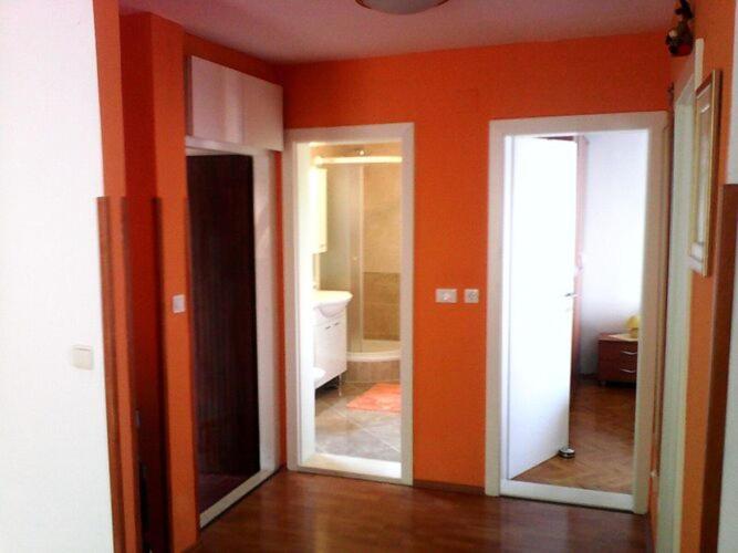 Image 2 of Apartment Gigi – Two Bedroom Apartment with Terrace and Sea View
