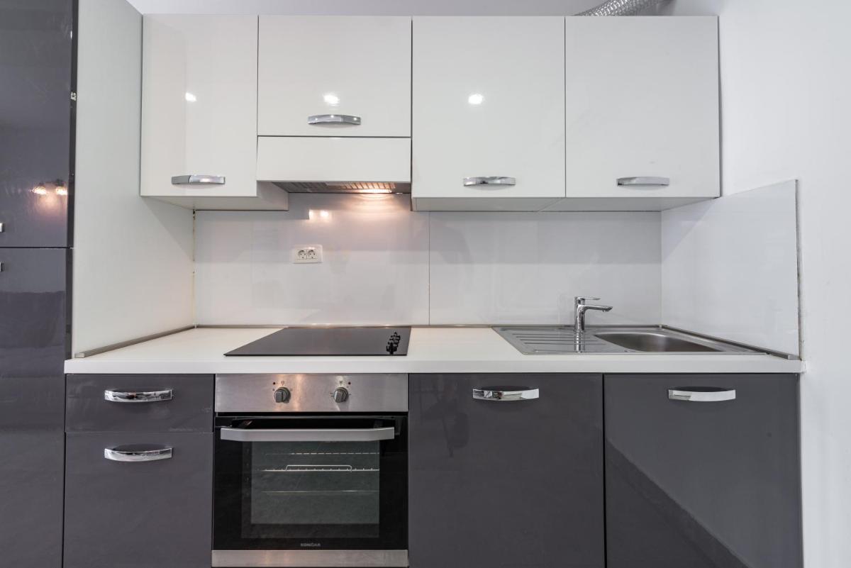 Image 3 of Apartment Hope