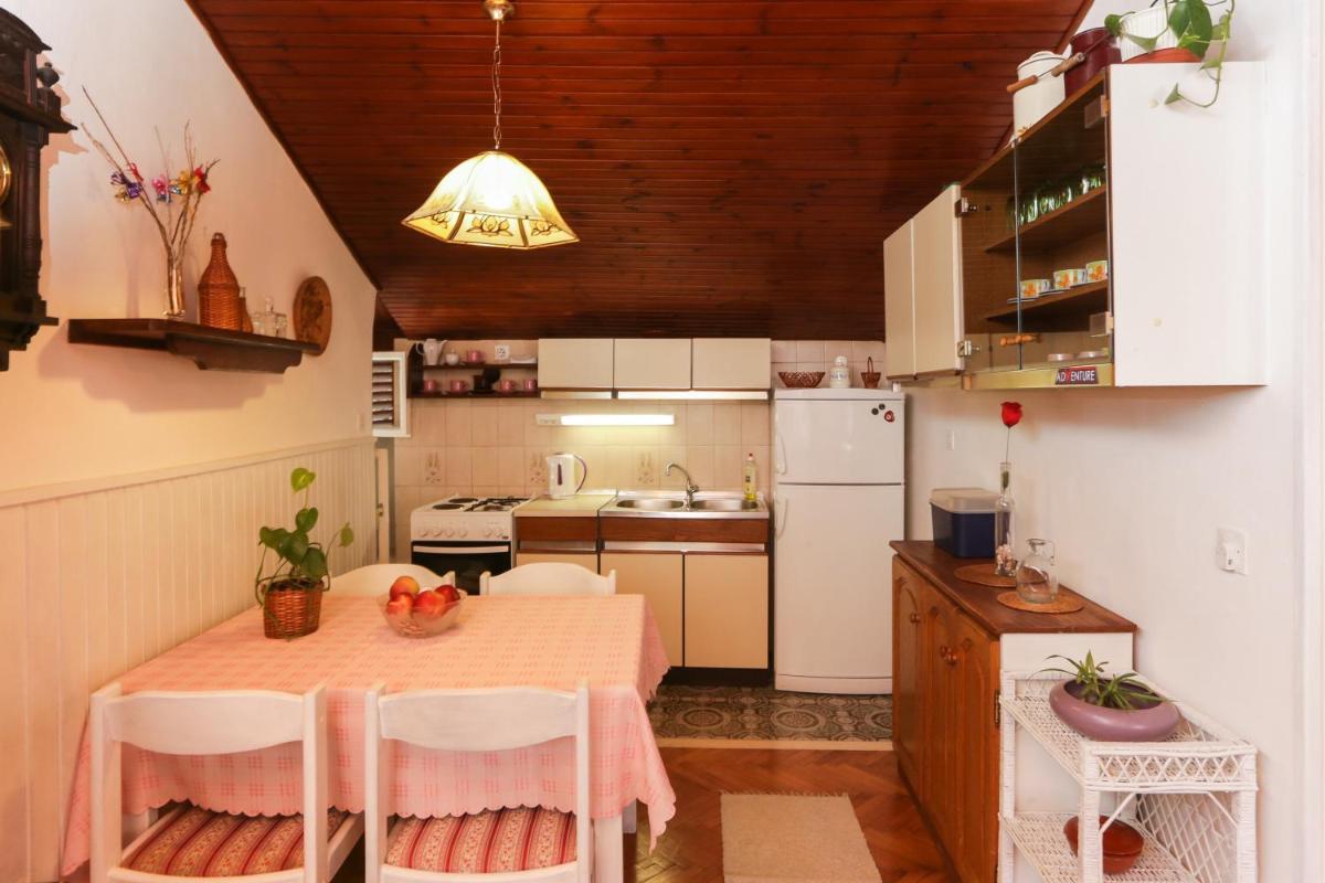 Image 3 of Apartment Ikana