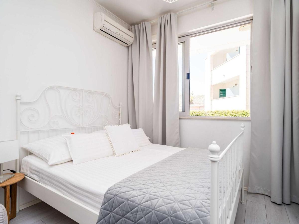 Image 6 of Apartment Larissa – Studio Apartment with Terrace and Partial Sea View
