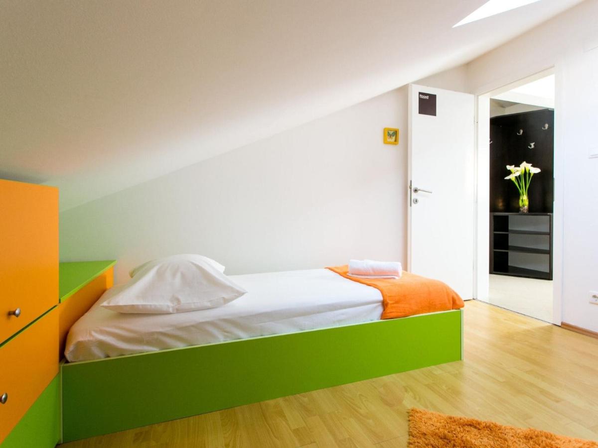 Image 6 of Apartment Marlo – Two-Bedroom Apartment with Balcony Top Floor