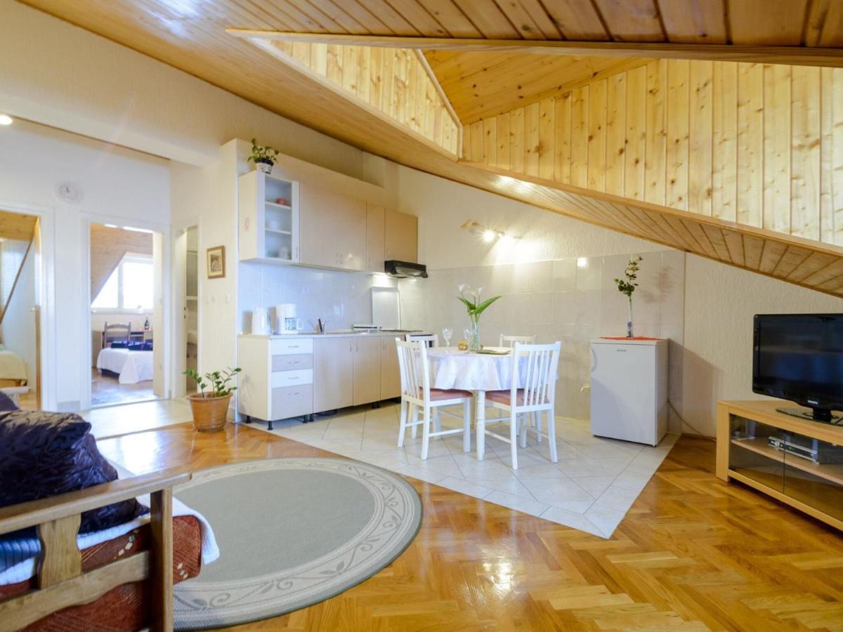 Image 4 of Apartment Matic – Two-Bedroom Apartment