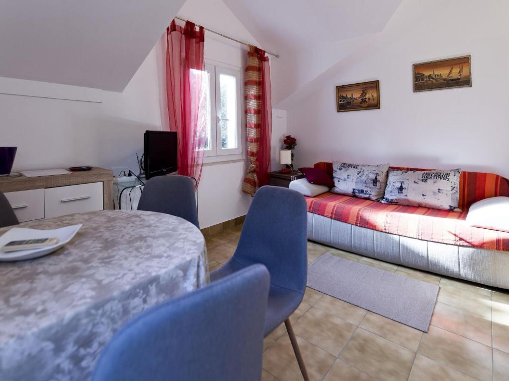 Image of Apartment Niki – One-Bedroom Apartment with Balcony A2 1