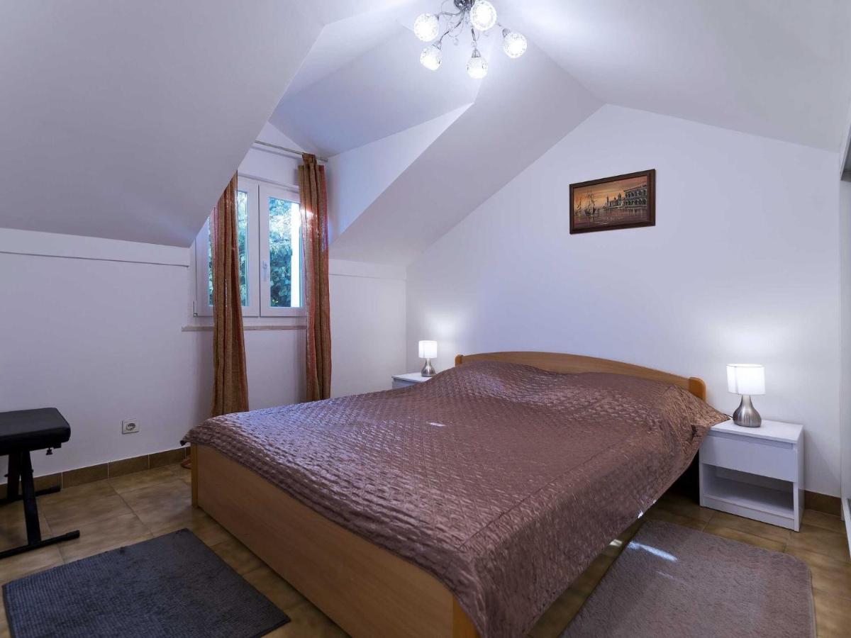 Image 1 of Apartment Niki – One-Bedroom Apartment with Balcony A2 1