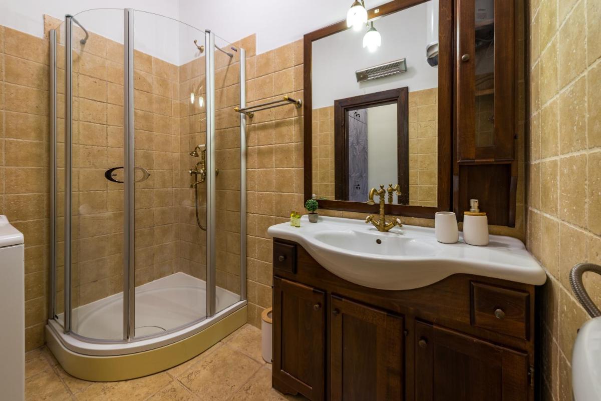Image 2 of Apartment Talir