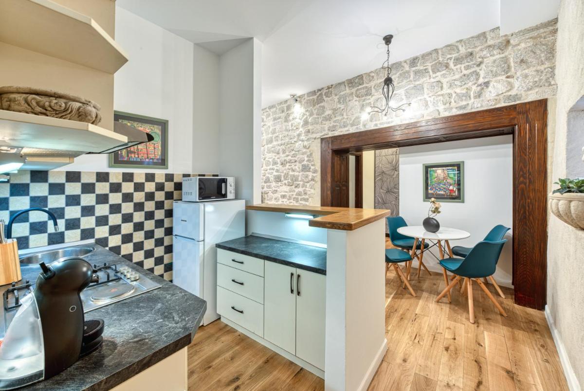 Image 3 of Apartment Talir