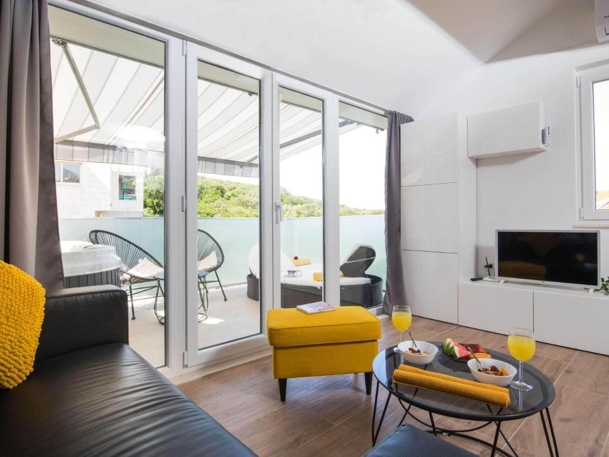 Image 4 of Apartment Velvet – Studio Apartment with Hot Tub