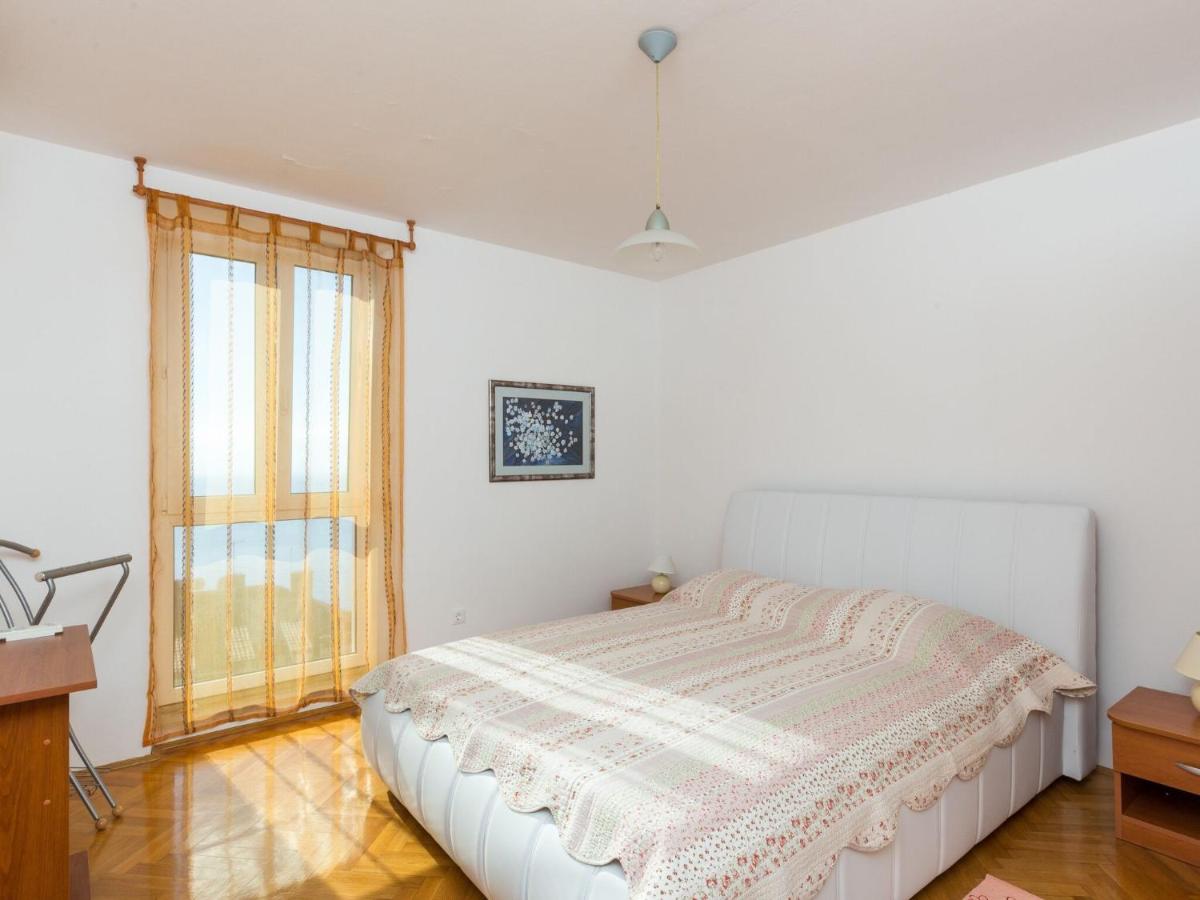 Image 5 of Apartment Ventula – Two Bedroom Apartment with Sea View