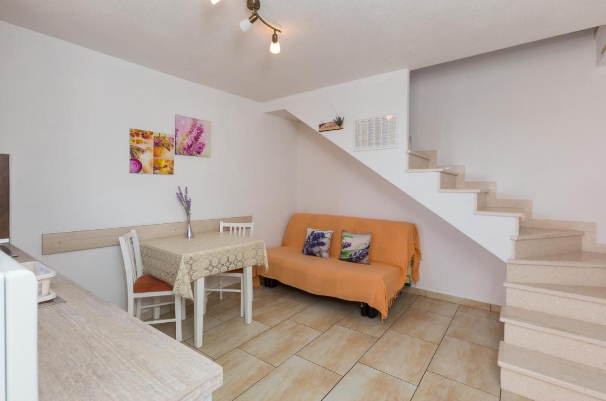Image 4 of Apartments Lovro