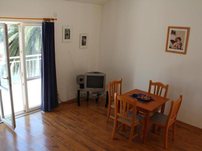 Image 3 of Apartments Lozica – Standard Studio Apartment with Terrace and Sea View