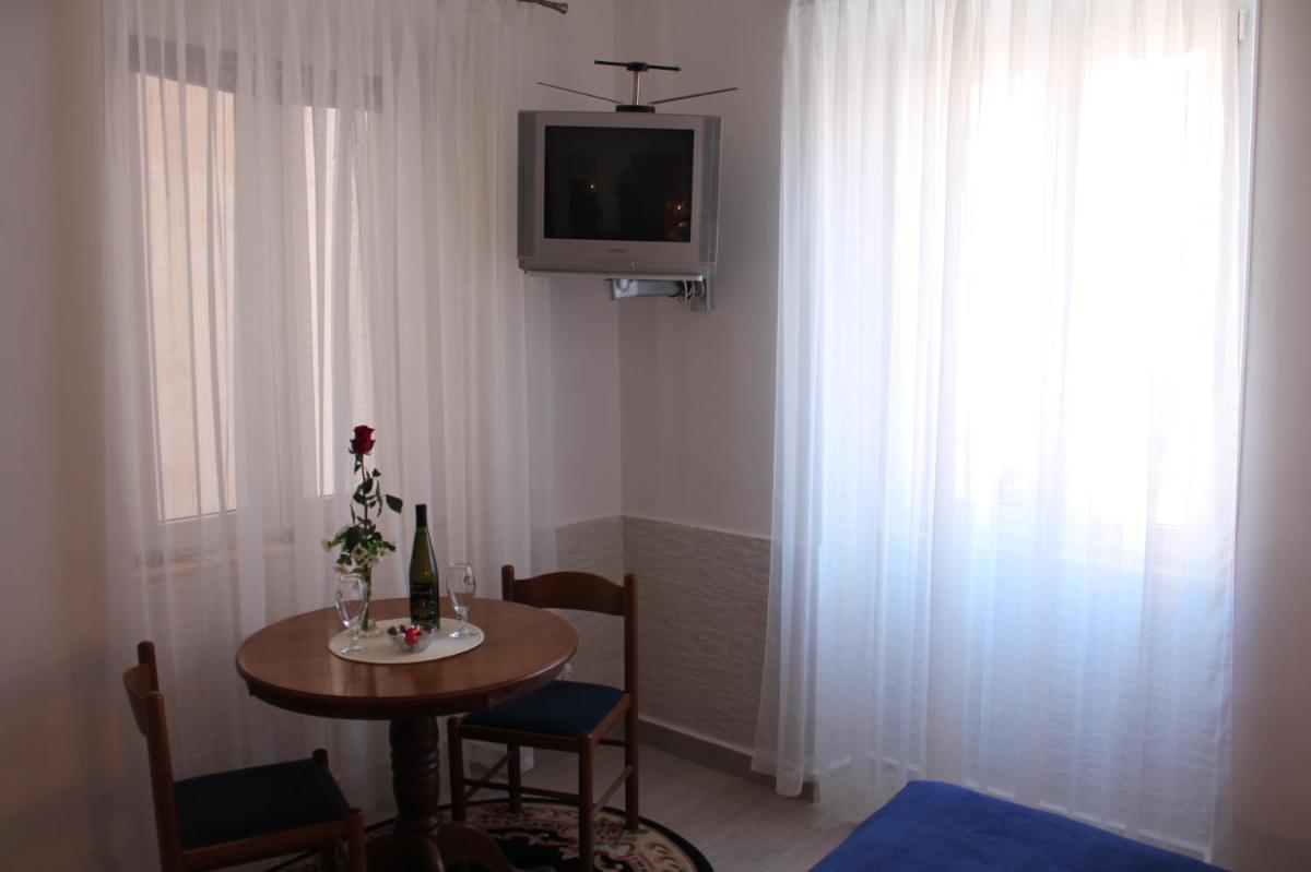 Image 4 of Apartments Nerio