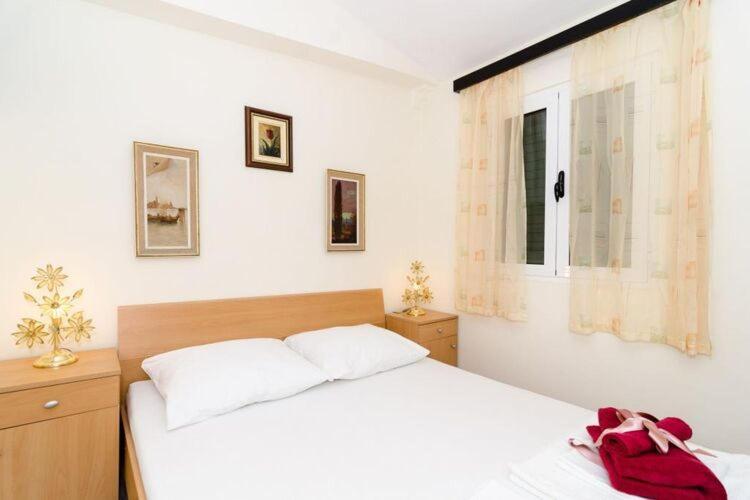 Image 1 of Apartments Paula – Studio Apartment with Terrace and Sea View