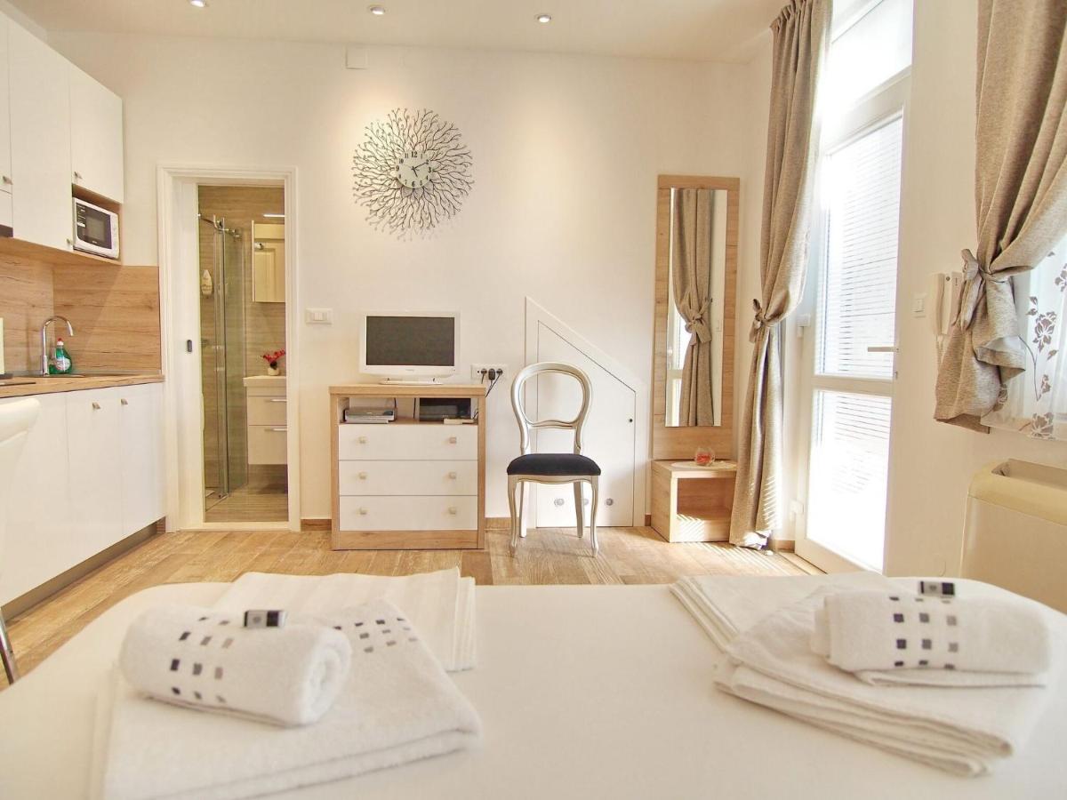 Image 4 of Apartments Sweet Escape- Studio Apartment with Terrace and Sea View