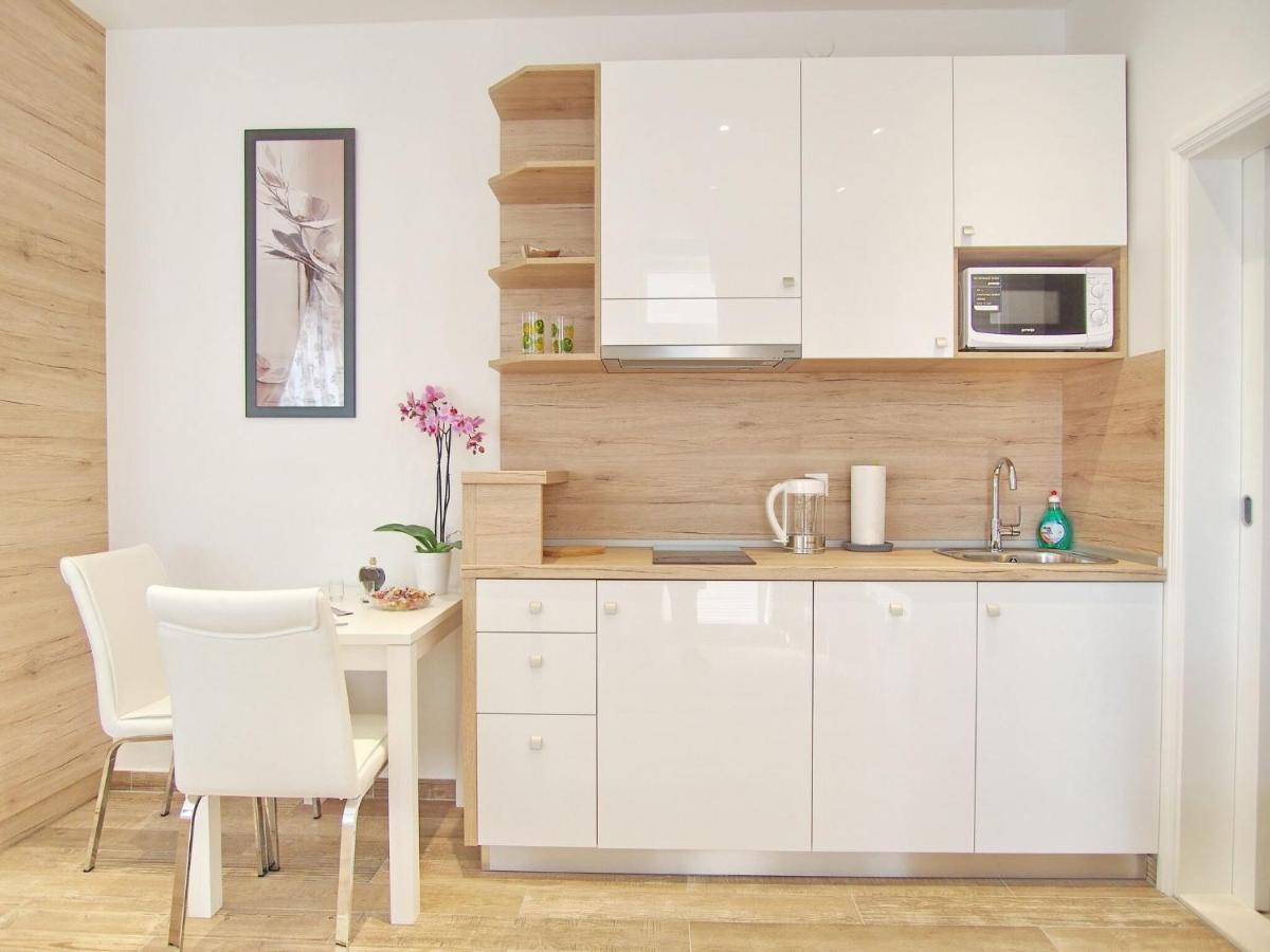 Image 3 of Apartments Sweet Escape- Studio Apartment with Terrace and Sea View