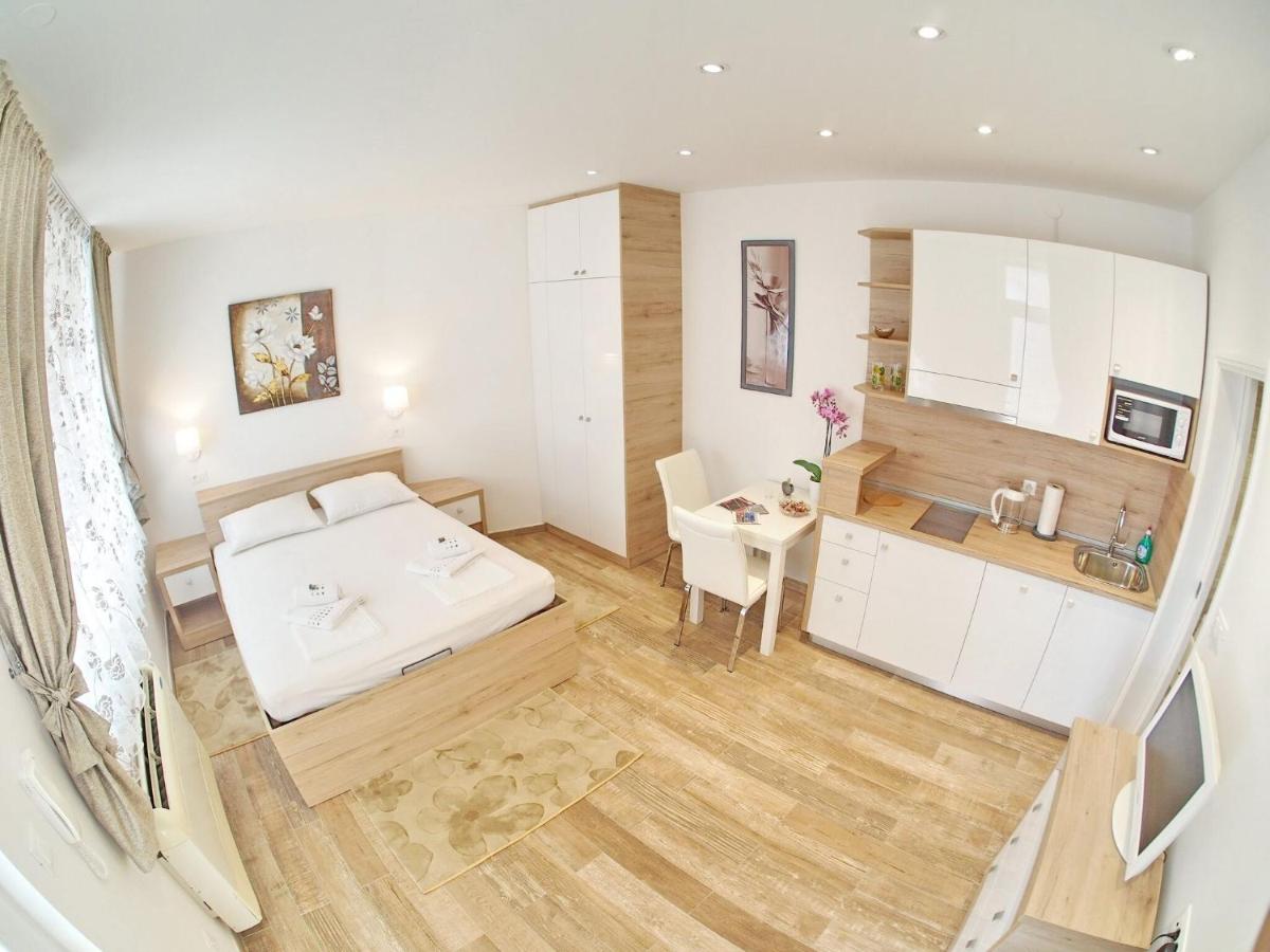 Image 6 of Apartments Sweet Escape- Studio Apartment with Terrace and Sea View