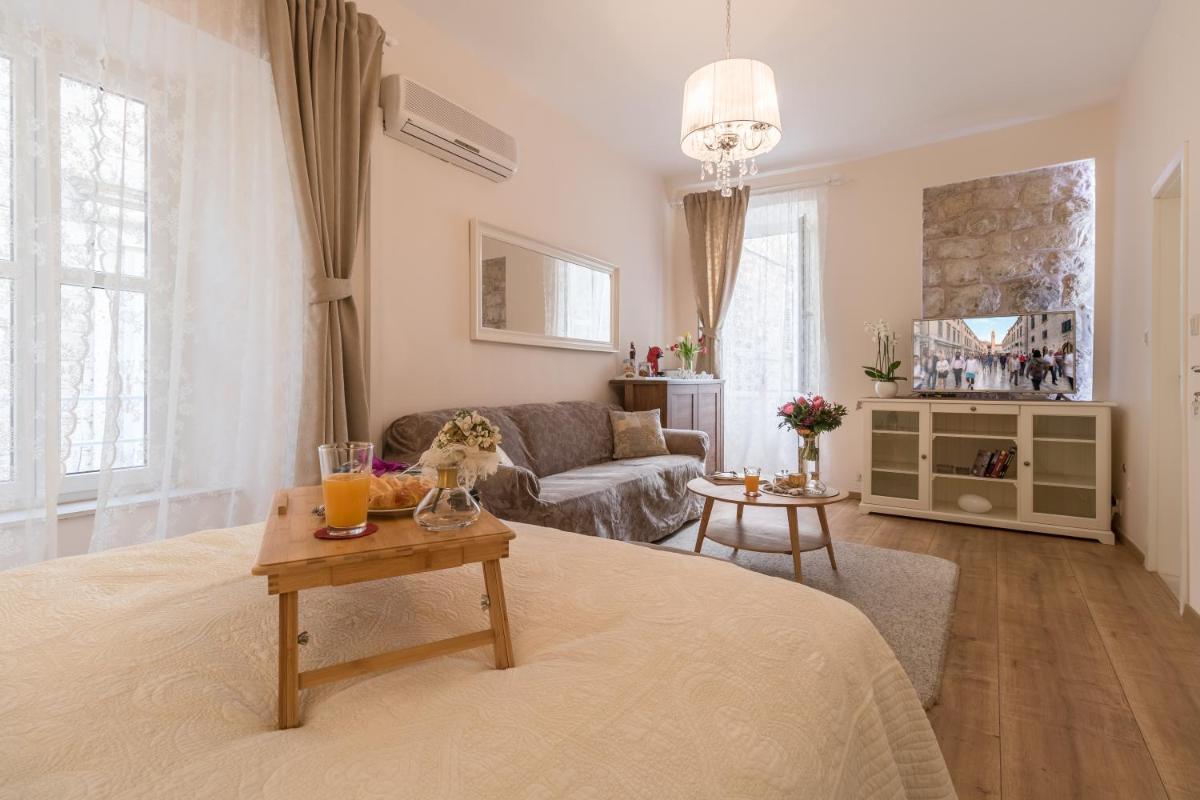 Image 1 of Apartments & Rooms Perla