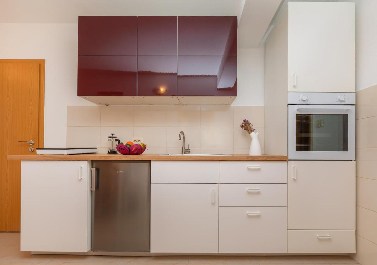Image 3 of BIS Apartments 1 & 2