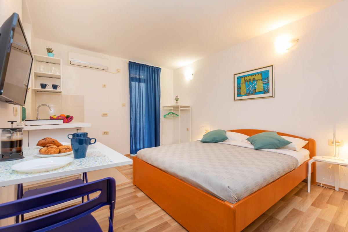 Image 4 of BIS Apartments 1 & 2