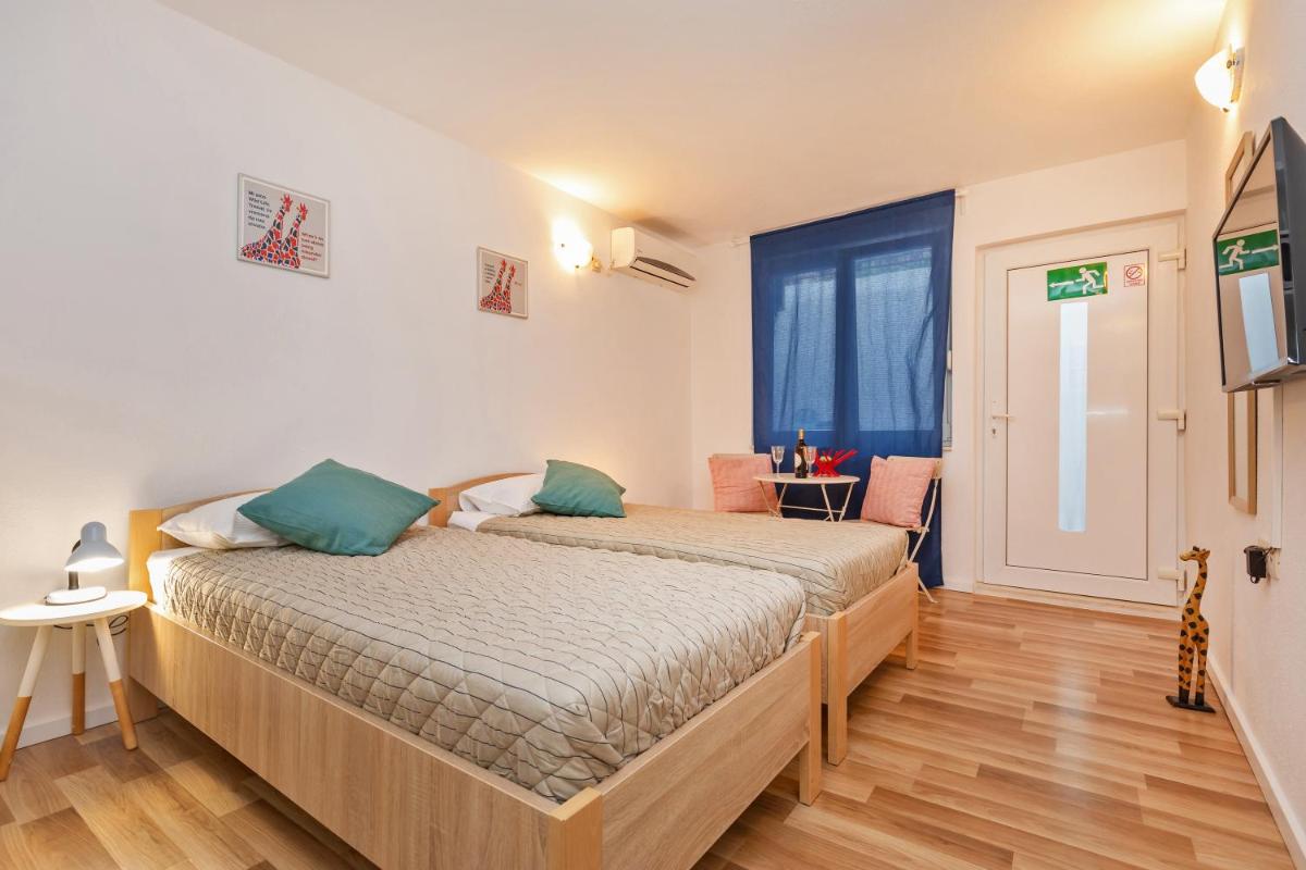 Image 2 of BIS Studio Apartment 3