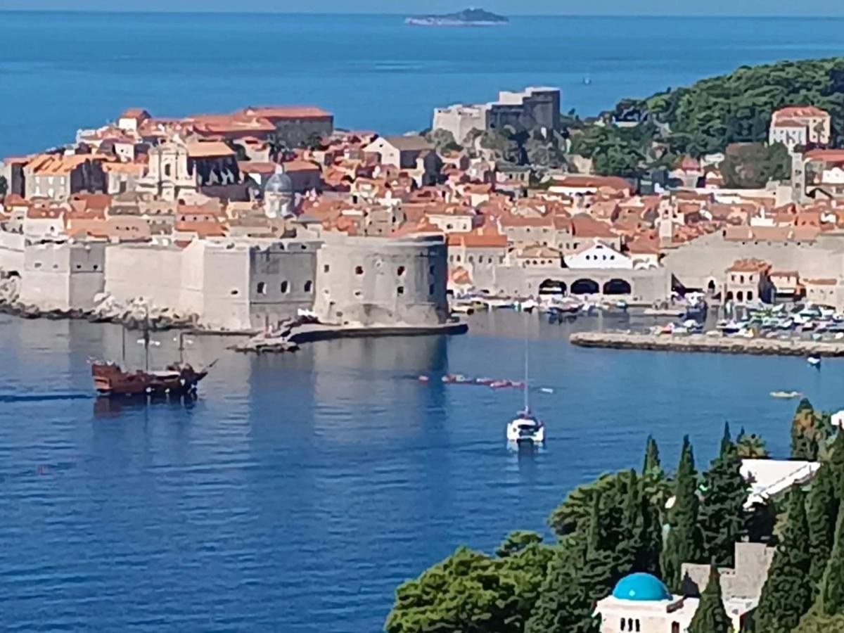 Image 3 of Charming Apartment with Terrace and Old Town View – One Bedroom Apartment with Terrace
