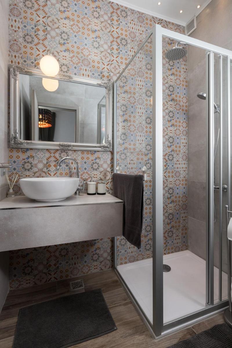 Image 6 of City Center Rooms