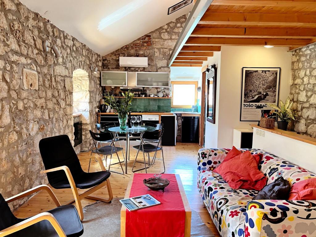 Image of Design Studio – Old Town