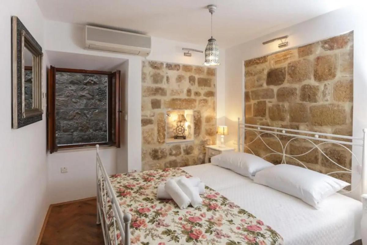 Image 6 of Figura suites