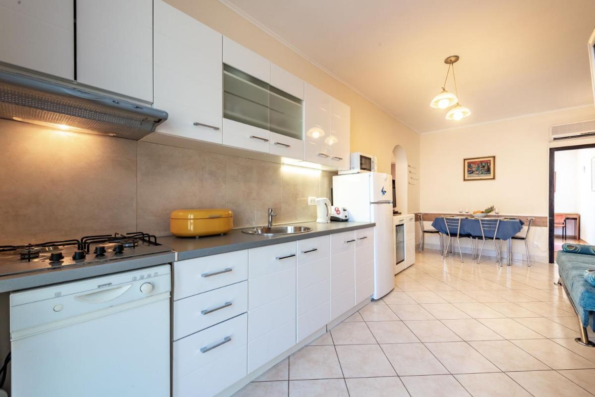 Image 5 of Geräumige Ferienwohnung Ivana Mit Terrasse