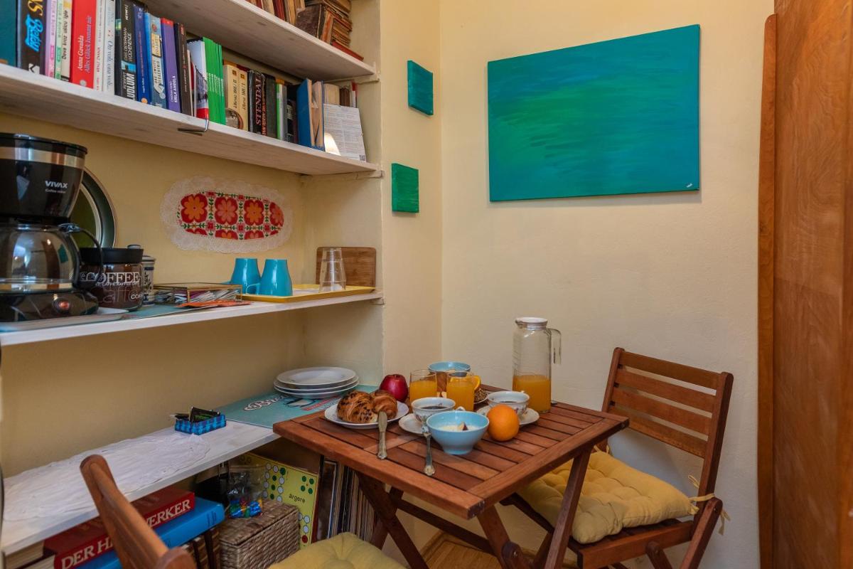 Image 3 of Guest House Blue Wave