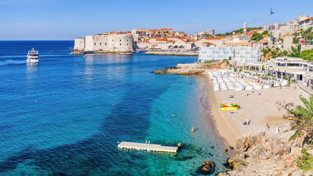 Image of HappY DubrOvniK CentrE-Free parkinG