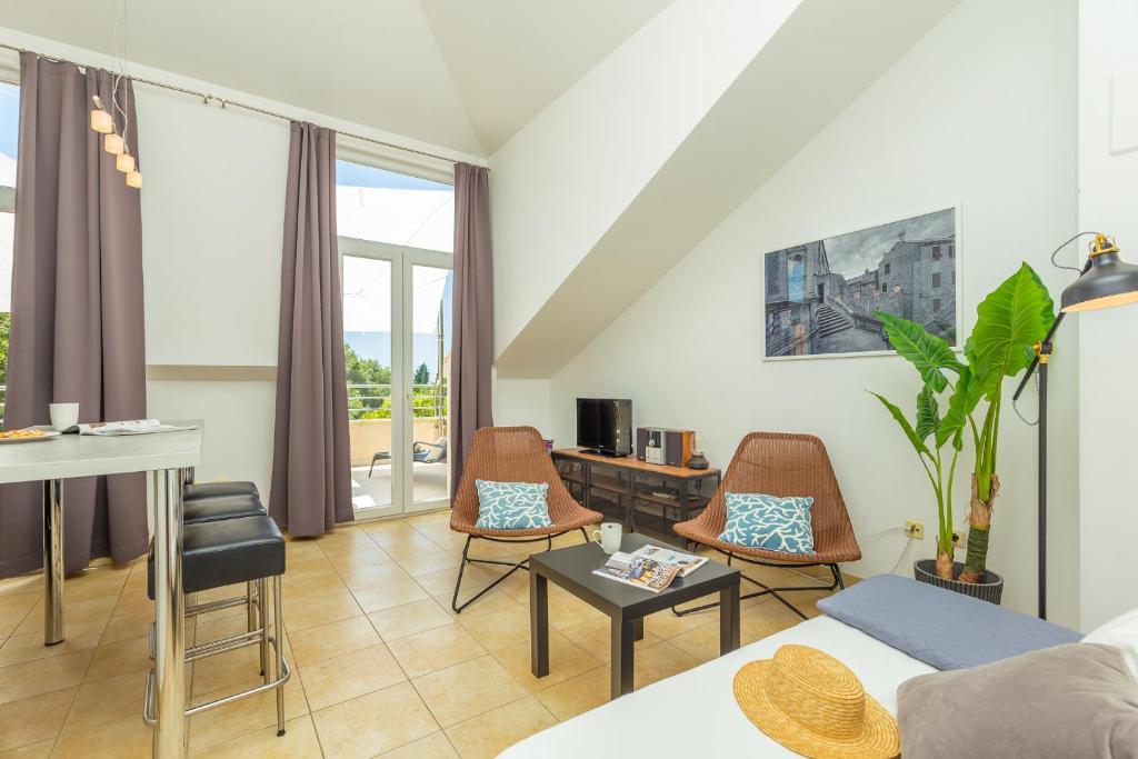 Image of Hedera Estate, Hedera A1