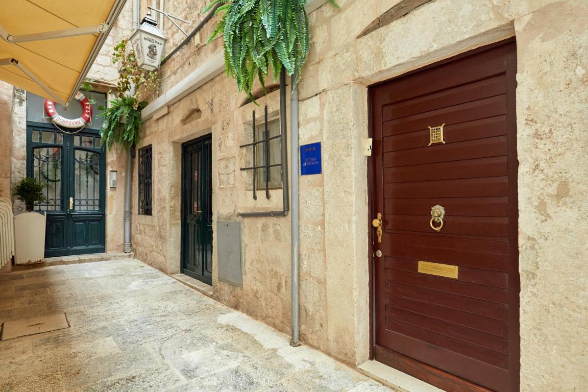Image 6 of Hidden Gem Old Town