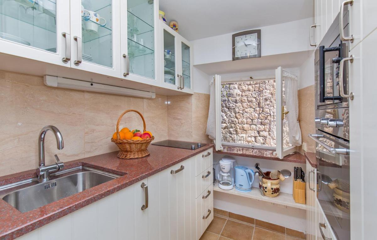Image 2 of Holiday Home Piccolo Mondo