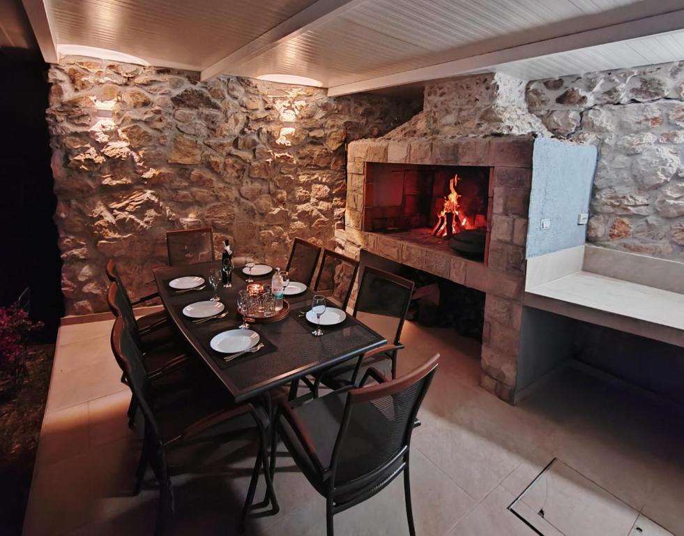 Image of Holiday House Lagunitas