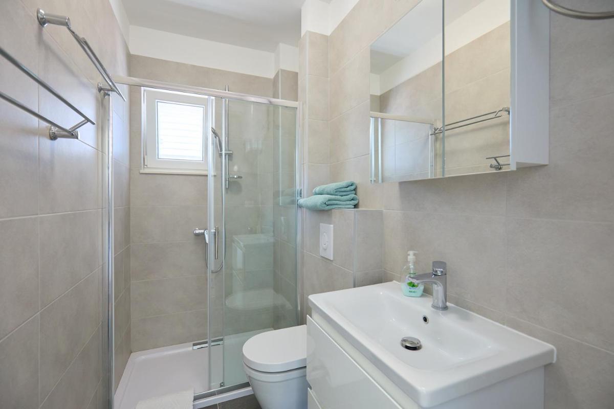 Image 2 of LINO & ROCO suites