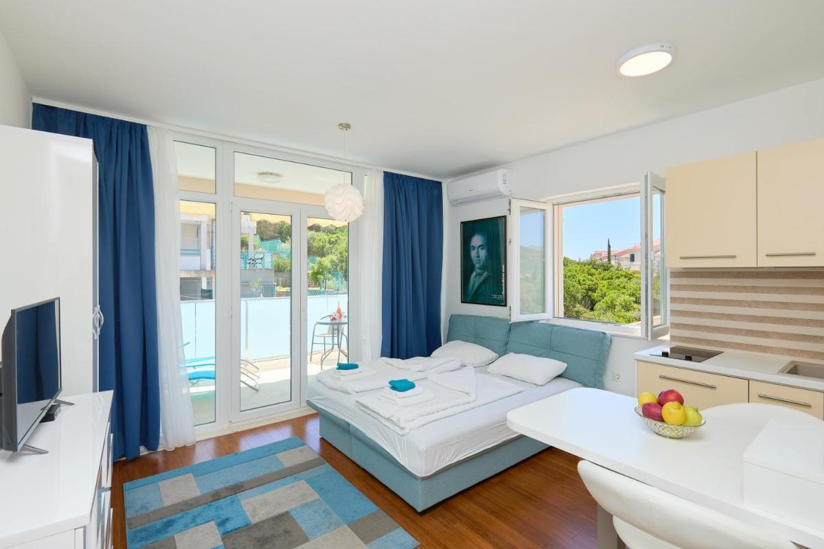 Image 3 of LINO & ROCO suites