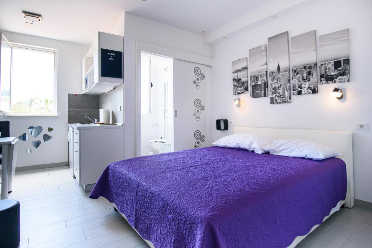 Image 1 of La Gaby Studio Apartment