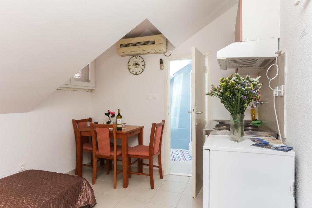 Image 3 of Lana Old Town Center Apartment