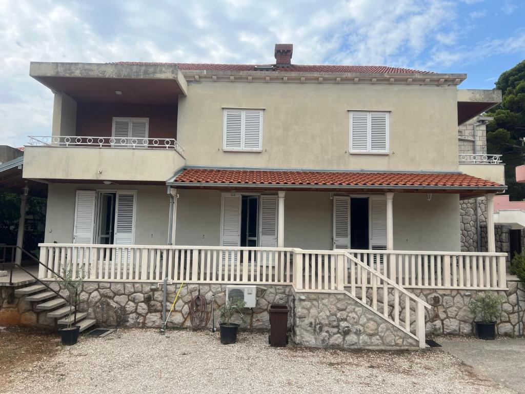 Image of Lazaret