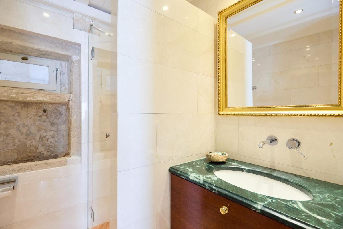 Image 2 of Luxury Villa In the Old Town with Stunning Views