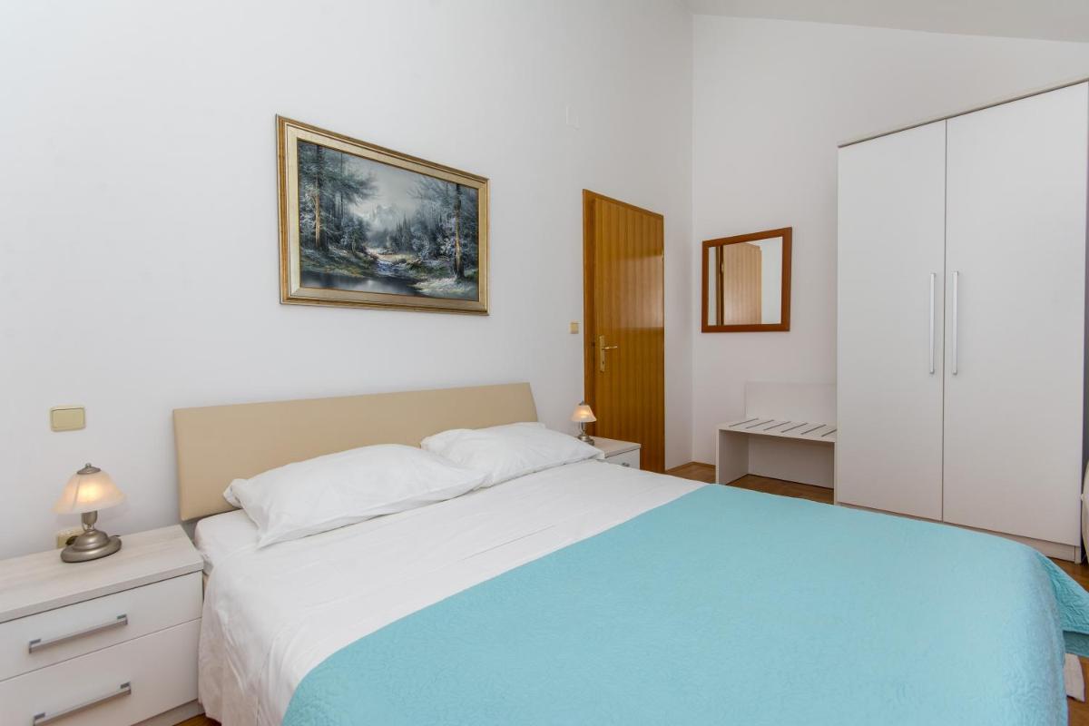 Image 1 of MODERN APARTMENT WITH SEA VIEW
