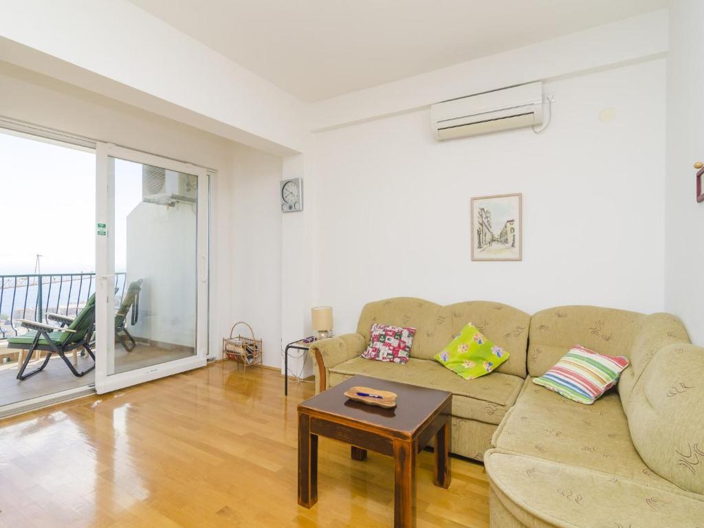 Image of Medi Apartment – Two-Bedroom Apartment with Terrace and Sea View