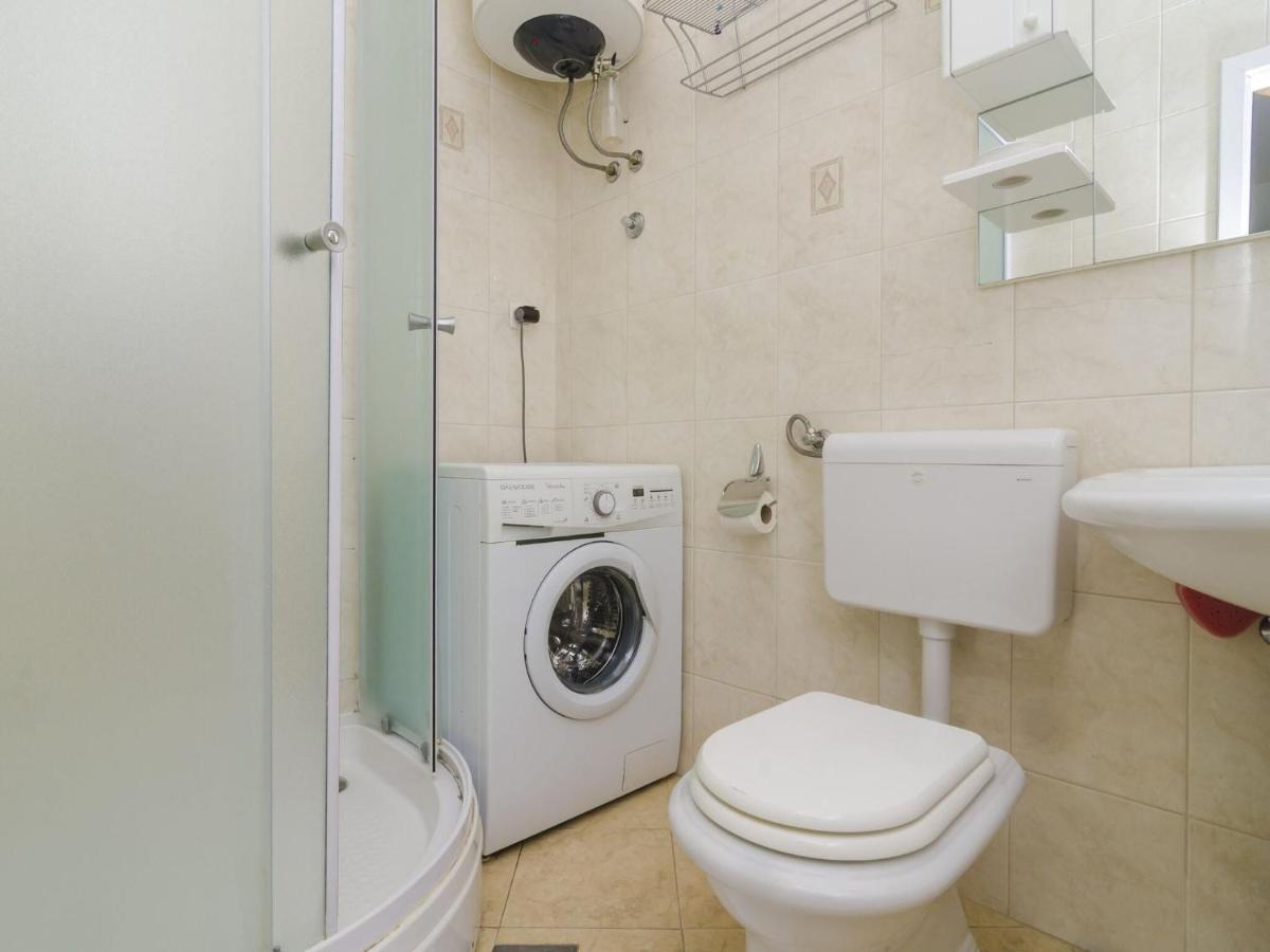 Image 2 of Medi Apartment – Two-Bedroom Apartment with Terrace and Sea View